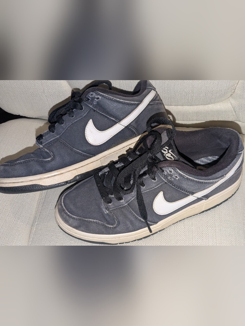 Women's Nike Black and White Low-Top Canvas Sneakers